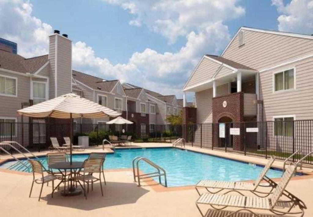 Residence Inn Atlanta Airport North/Virginia Avenue Hapeville Esterno foto