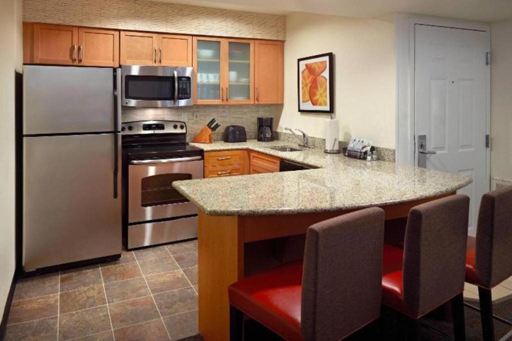 Residence Inn Atlanta Airport North/Virginia Avenue Hapeville Esterno foto