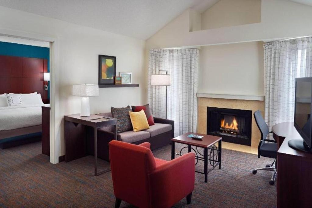 Residence Inn Atlanta Airport North/Virginia Avenue Hapeville Esterno foto
