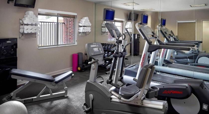 Residence Inn Atlanta Airport North/Virginia Avenue Hapeville Esterno foto